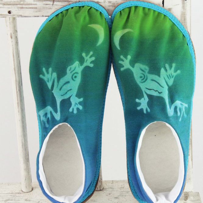 Forest Frog - handmade slippers